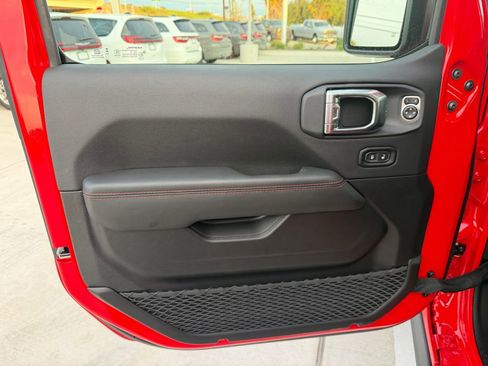 New 2026 Jeep Wrangler Unlimited Rubicon AWD/4WD image 16