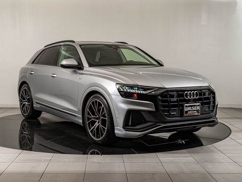 Used 2019 Audi Q8 Prestige AWD/4WD image 3