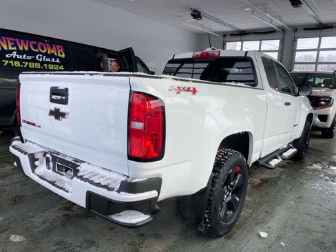 Used 2018 Chevrolet Colorado LT w/ Redline Special Edition image 3