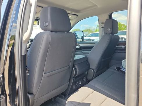Used 2024 GMC Sierra 2500 SLE w/ SLE Value Package; AWD/4WD image 10
