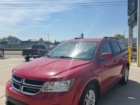 Used 2013 Dodge Journey SXT w/ Safe & Sound Group AWD/4WD image 3