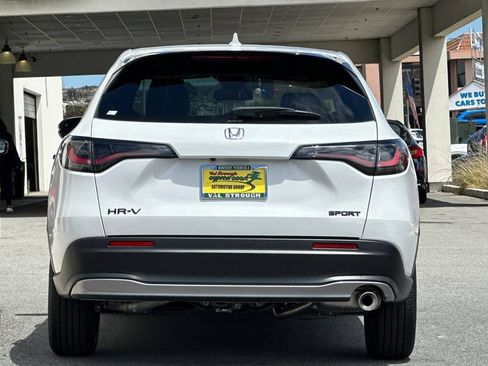 New 2026 Honda HR-V Sport image 4