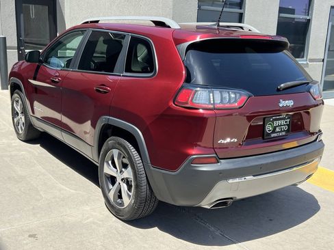 Used 2019 Jeep Cherokee Limited AWD/4WD image 8