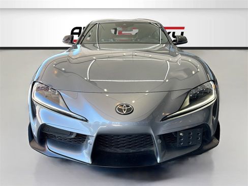 Used 2022 Toyota Supra 3.0 image 2