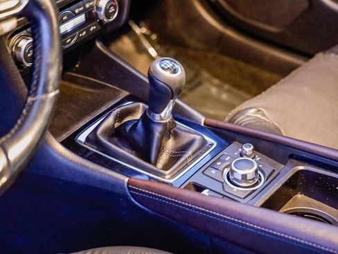 Used 2018 MAZDA MAZDA3 Grand Touring w/ Premium Equipment Package image 21