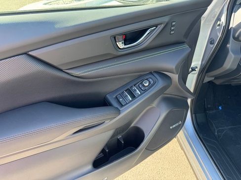 Used 2025 Subaru Ascent Bronze Edition w/ Onyx Package image 21