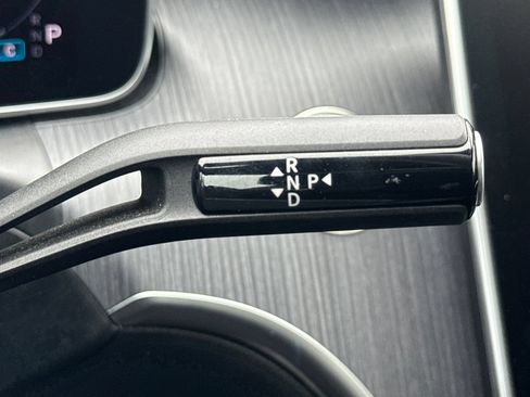 Used 2025 Mercedes-Benz C 300 4MATIC Sedan image 20