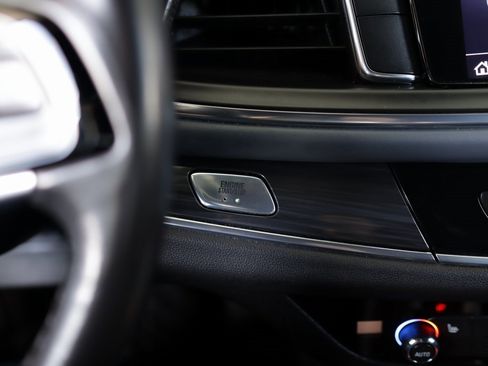 Used 2023 Buick Enclave Essence w/ Sport Touring Edition image 17