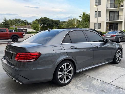 Used 2016 Mercedes-Benz E 350 Sedan w/ Premium Package image 7