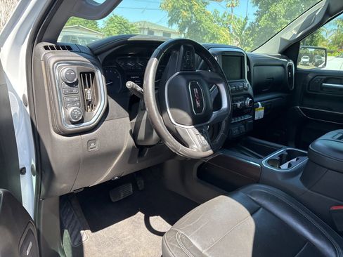 Used 2020 GMC Sierra 1500 SLT w/ SLT Premium Plus Package AWD/4WD image 5