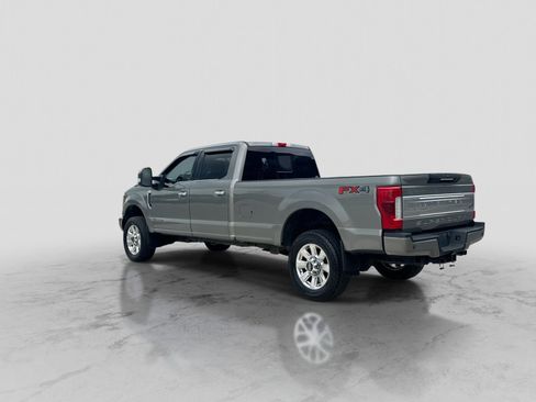 Used 2019 Ford F350 Limited AWD/4WD image 5