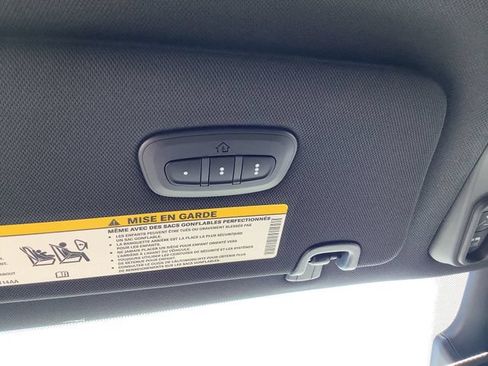 New 2027 Chrysler Pacifica Limited w/ S Appearance Package FWD image 21