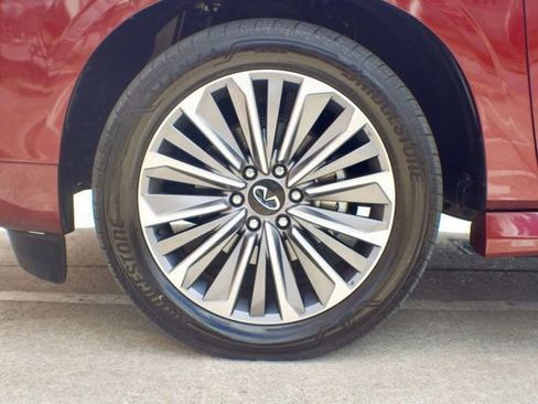 Used 2025 INFINITI QX80 Sensory image 61