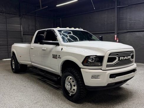 Used 2018 RAM 3500 Laramie w/ Sport Appearance Group AWD/4WD image 3