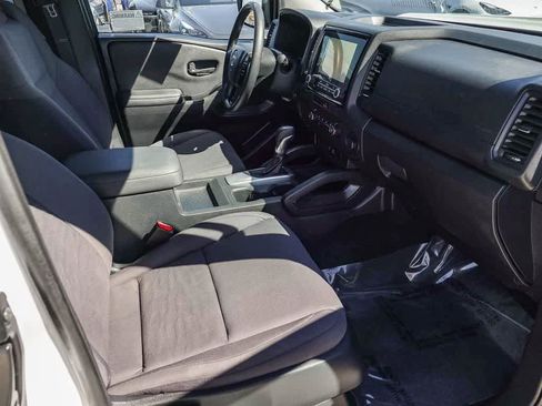 Used 2023 Nissan Frontier S image 15