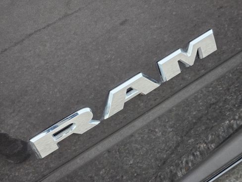 Used 2024 RAM 2500 Laramie w/ Safety Group AWD/4WD image 12