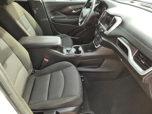 Used 2022 GMC Terrain SLE w/ Driver Convenience Package image 11