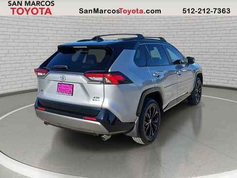 Used 2025 Toyota RAV4 XSE image 5