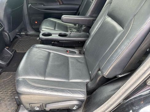 Used 2015 Toyota Highlander Limited AWD/4WD image 45