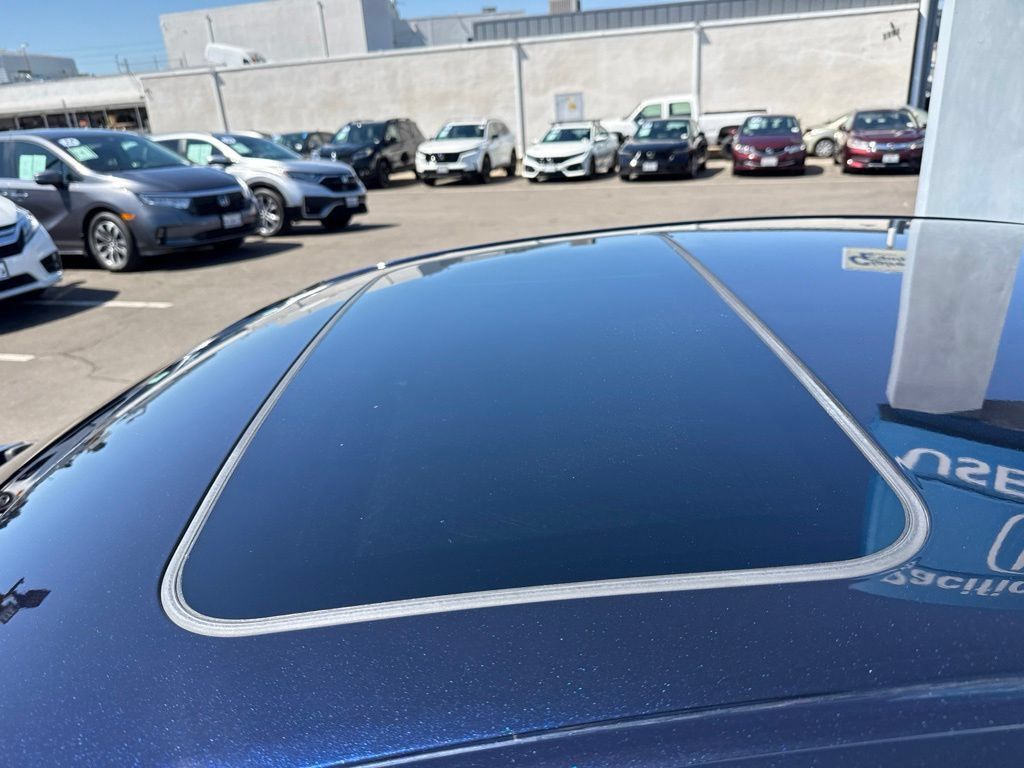 Used 2021 Lexus ES 300h w/ Accessory Package FWD image 20