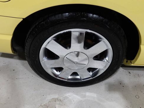 Used 2002 Ford Thunderbird RWD image 31