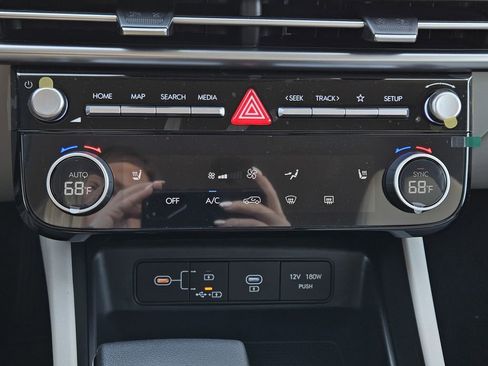 New 2026 Hyundai Tucson SEL FWD image 18