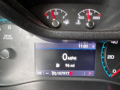 Used 2019 Chevrolet Colorado LT w/ LT Convenience Package RWD image 11