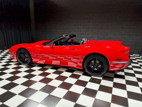 Used 1999 Chevrolet Corvette Convertible w/ Memory Pkg RWD image 36