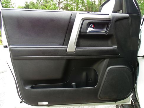 Used 2022 Toyota 4Runner SR5 RWD image 30
