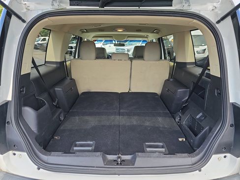 Used 2018 Ford Flex SE FWD image 12