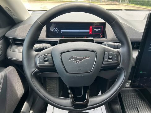 Used 2025 Ford Mustang Mach-E Select w/ Comfort Package Lite RWD image 16