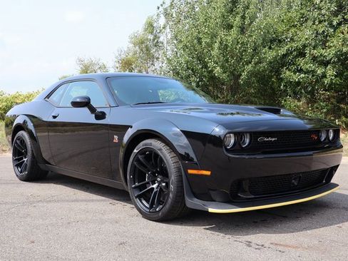 Used 2023 Dodge Challenger R/T Scat Pack image 3