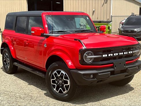 Used 2024 Ford Bronco Outer Banks image 38