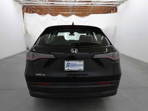 Certified 2024 Honda HR-V LX image 6