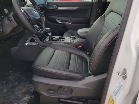 New 2025 Ford Ranger Lariat w/ FX4 Off-Road Package image 9