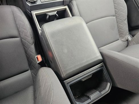 Used 2025 Toyota Tacoma SR5 image 27