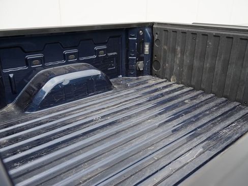 Used 2022 Chevrolet Silverado 1500 LT image 25