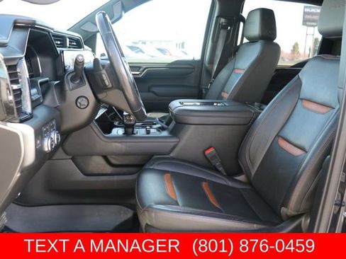Used 2022 GMC Sierra 1500 AT4 w/ AT4 Premium Package AWD/4WD image 16