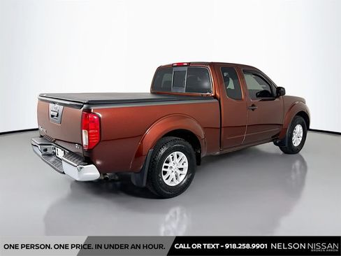 Certified 2018 Nissan Frontier SV RWD image 5