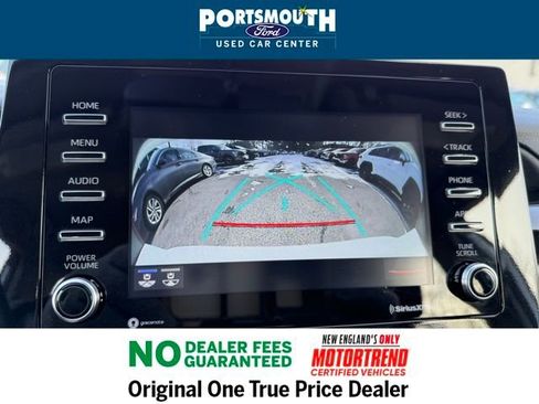 Used 2024 Toyota Camry SE w/ Cold Weather Package image 8