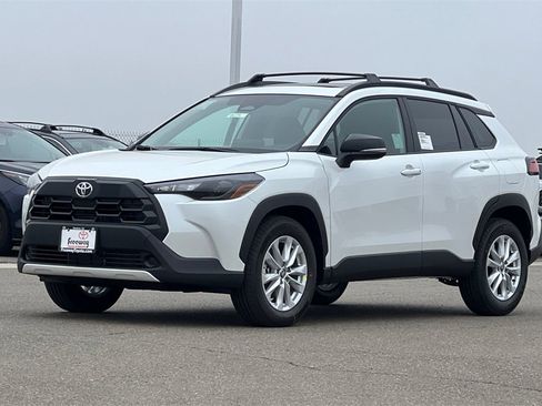 New 2026 Toyota Corolla Cross LE image 8