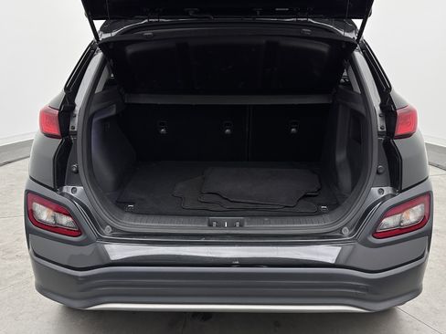 Used 2021 Hyundai Kona Limited w/ Cargo Package image 32