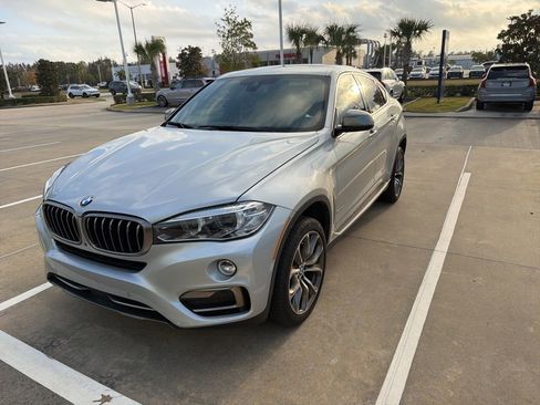 Used 2017 BMW X6 xDrive35i image 3