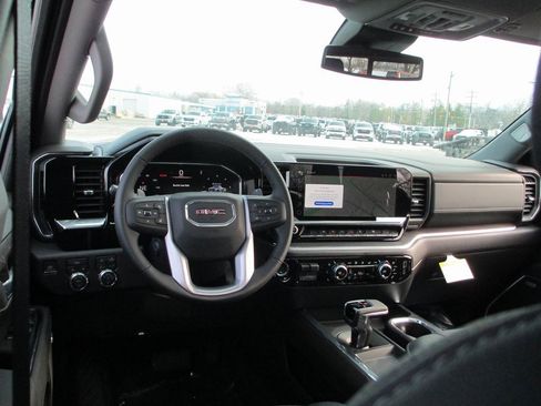 New 2026 GMC Sierra 1500 SLT w/ SLT Convenience Package image 15