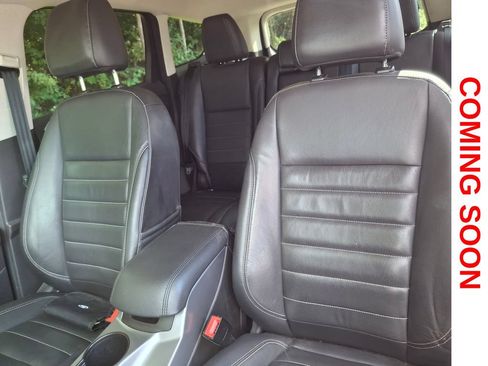 Used 2016 Ford Escape SE w/ SE Leather Comfort Package AWD/4WD image 12