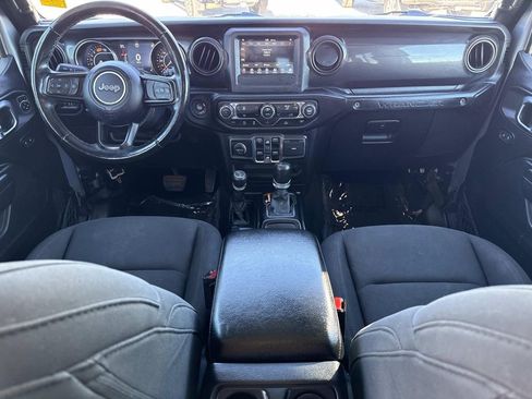 Used 2021 Jeep Wrangler Unlimited Sport image 22