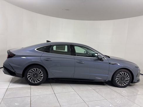 New 2025 Hyundai Sonata SEL image 6