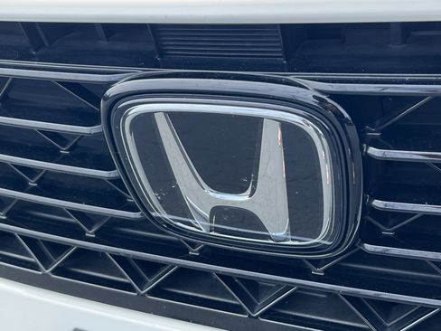 Used 2024 Honda Accord EX image 8