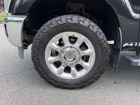 Used 2014 Ford F350 Lariat w/ Lariat Ultimate Package AWD/4WD image 32