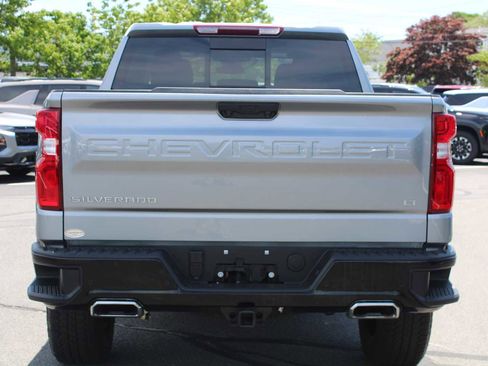 Used 2026 Chevrolet Silverado 1500 LT Trail Boss w/ LT Trail Boss Premium Package AWD/4WD image 6